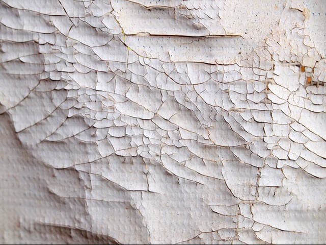 pharma-medical-device-polymeric-failure-analysis-480x640