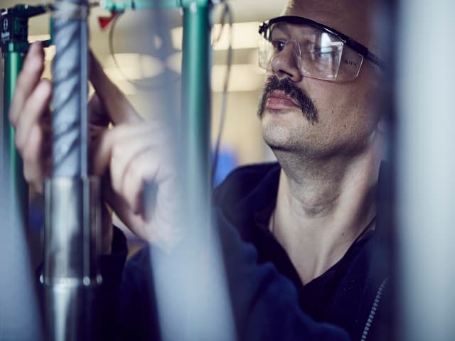 Residual Stress Measurement 640 x 480