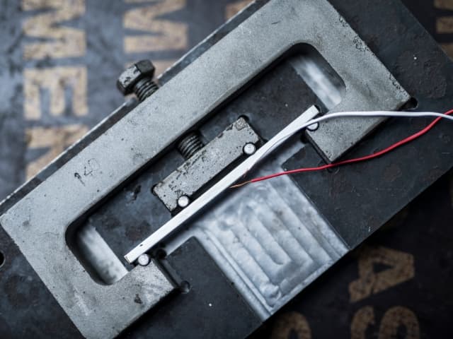 stress-corrosion-cracking