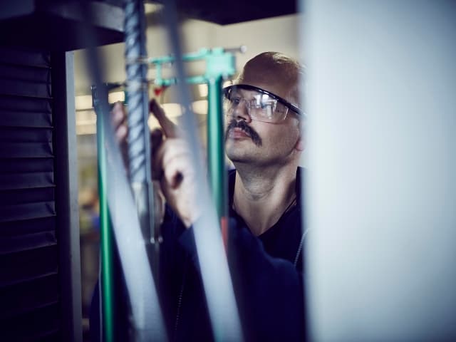 Stress strain analysis expert at Element Materials Technology.