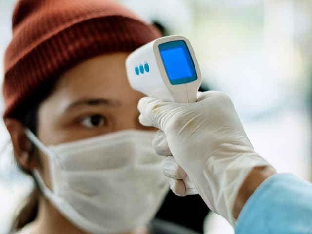 Temperature monitor device validation testing